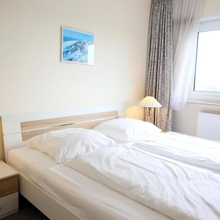 Gemuetliches 2-Zimmer-Appartement Mit Balkon. เวสเทอร์แลนด์ ภายนอก รูปภาพ